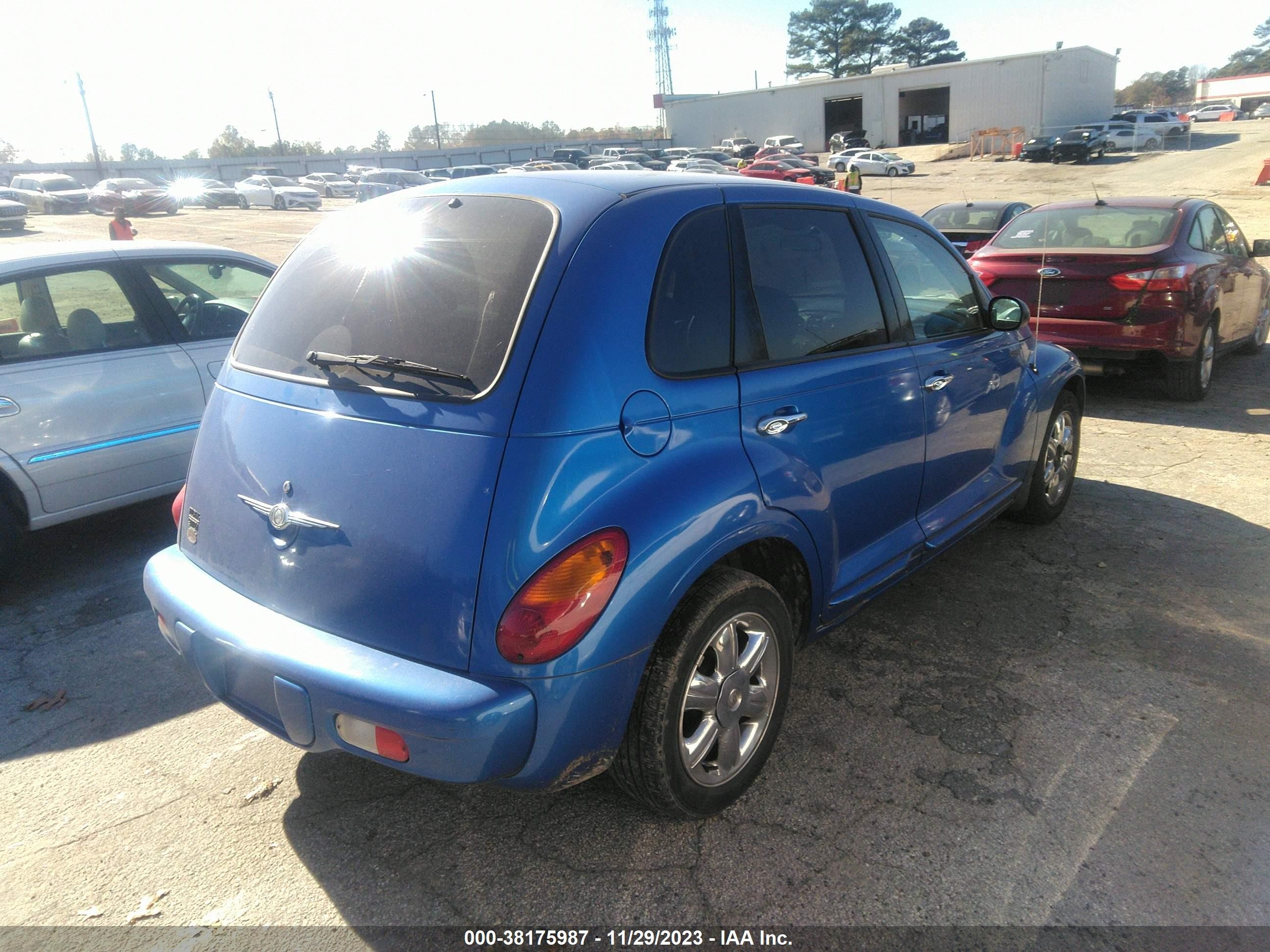 Photo 3 VIN: 3C4FY58B93T537348 - CHRYSLER PT CRUISER 