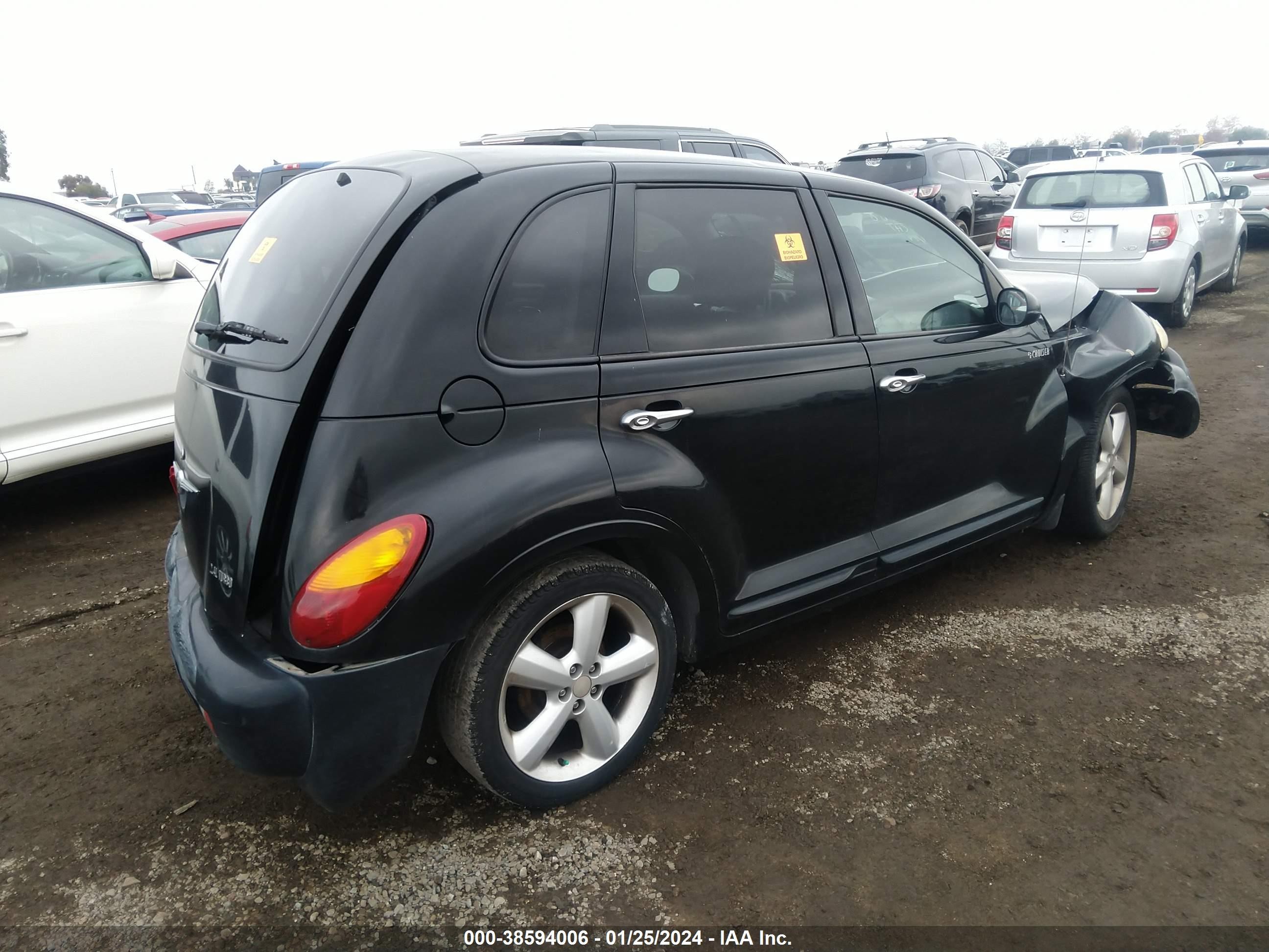 Photo 3 VIN: 3C4FY78G33T555951 - CHRYSLER PT CRUISER 