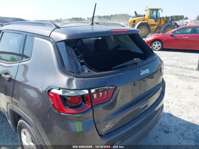 Photo 5 VIN: 3C4NJCAB0JT182369 - JEEP COMPASS 