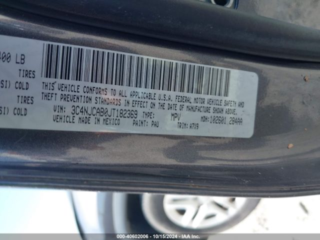 Photo 8 VIN: 3C4NJCAB0JT182369 - JEEP COMPASS 