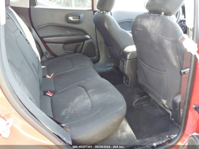 Photo 7 VIN: 3C4NJCAB0JT214981 - JEEP COMPASS 