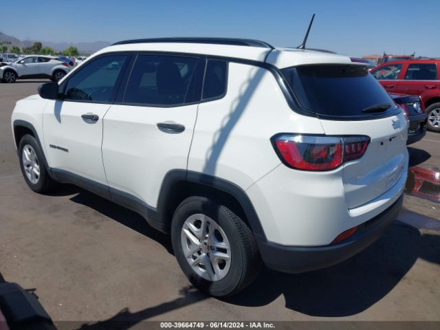 Photo 2 VIN: 3C4NJCAB0JT254834 - JEEP COMPASS 