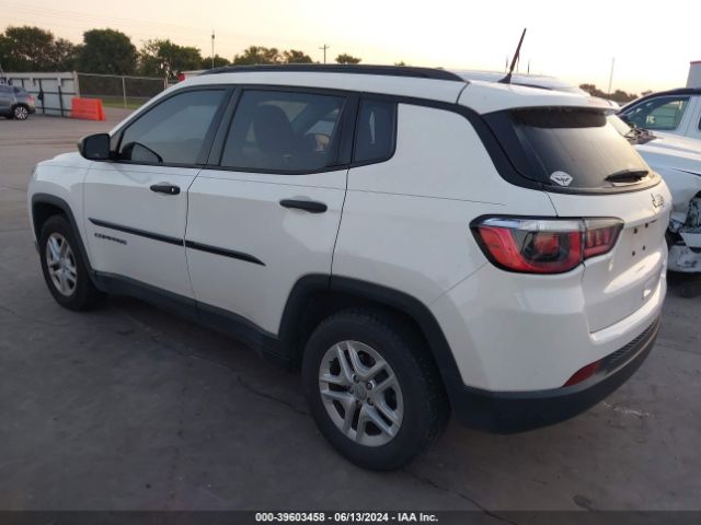 Photo 2 VIN: 3C4NJCAB1HT668571 - JEEP COMPASS 