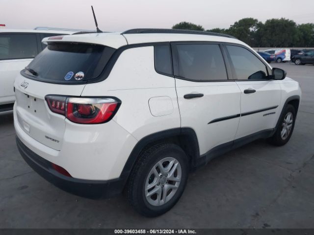 Photo 3 VIN: 3C4NJCAB1HT668571 - JEEP COMPASS 