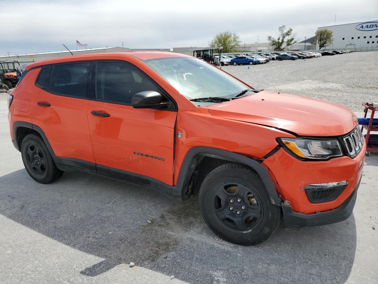 Photo 3 VIN: 3C4NJCAB1JT133505 - JEEP COMPASS 