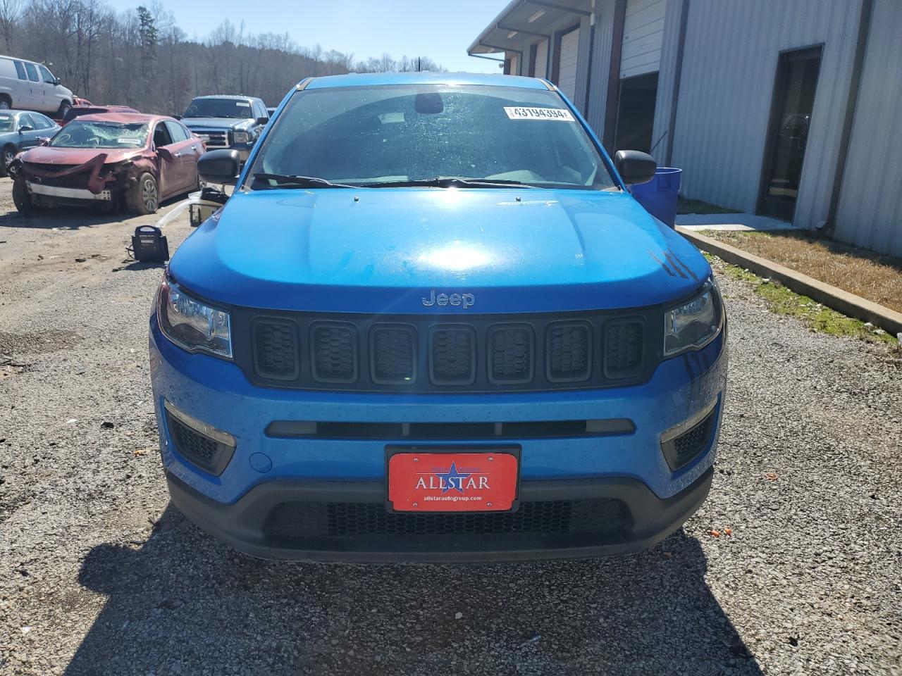 Photo 4 VIN: 3C4NJCAB1JT489730 - JEEP COMPASS 