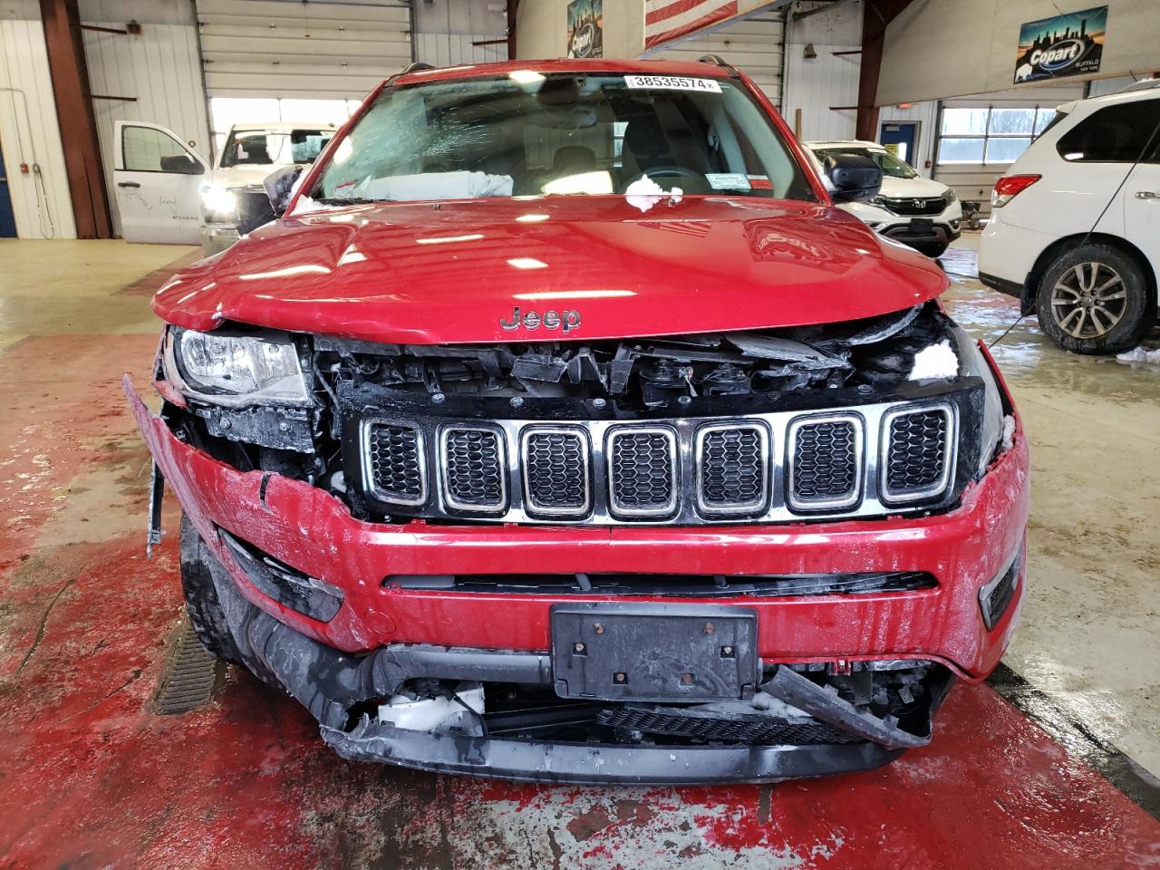 Photo 4 VIN: 3C4NJCAB2JT204758 - JEEP COMPASS 