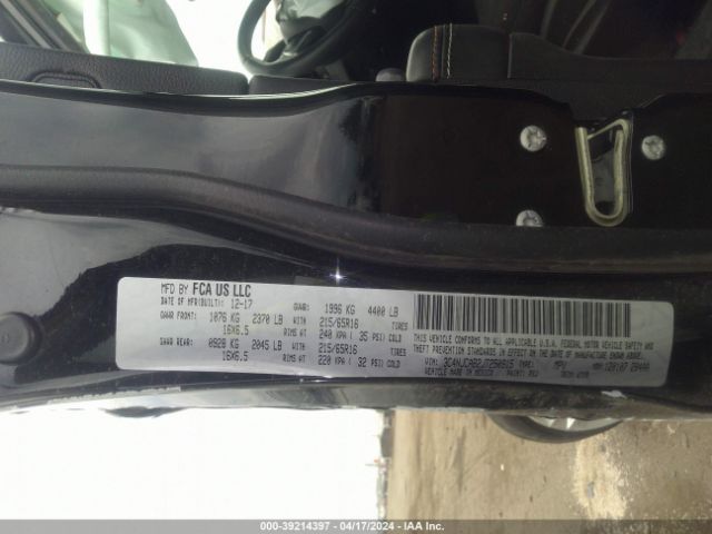 Photo 8 VIN: 3C4NJCAB2JT250915 - JEEP COMPASS 