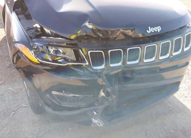 Photo 5 VIN: 3C4NJCAB2JT411912 - JEEP COMPASS 