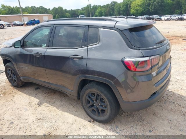 Photo 2 VIN: 3C4NJCAB2JT471348 - JEEP COMPASS 