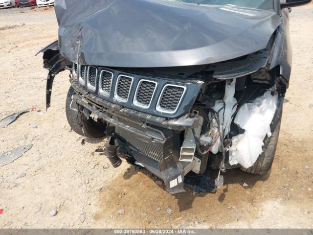 Photo 5 VIN: 3C4NJCAB2JT471348 - JEEP COMPASS 