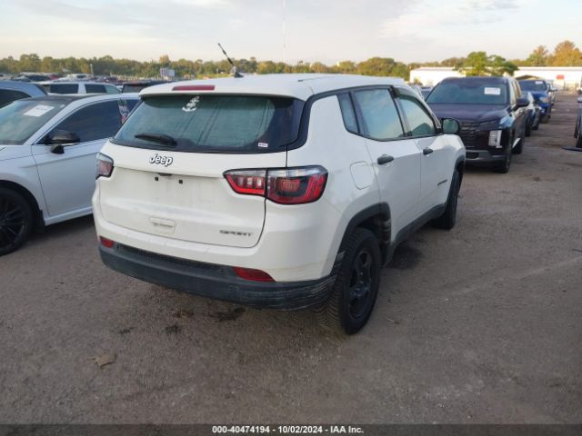 Photo 3 VIN: 3C4NJCAB3JT227112 - JEEP COMPASS 