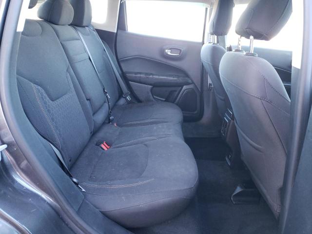 Photo 10 VIN: 3C4NJCAB3JT502638 - JEEP COMPASS 