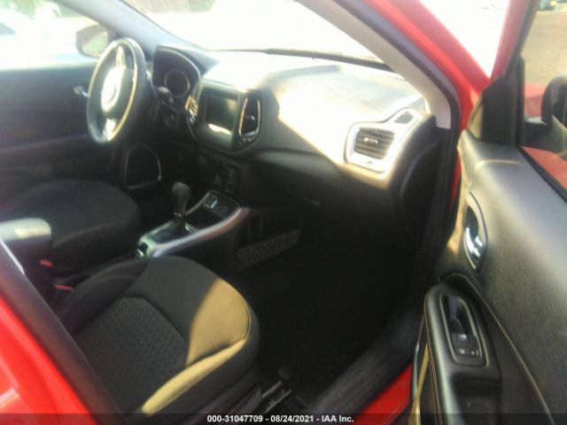 Photo 4 VIN: 3C4NJCAB3LT117955 - JEEP COMPASS 