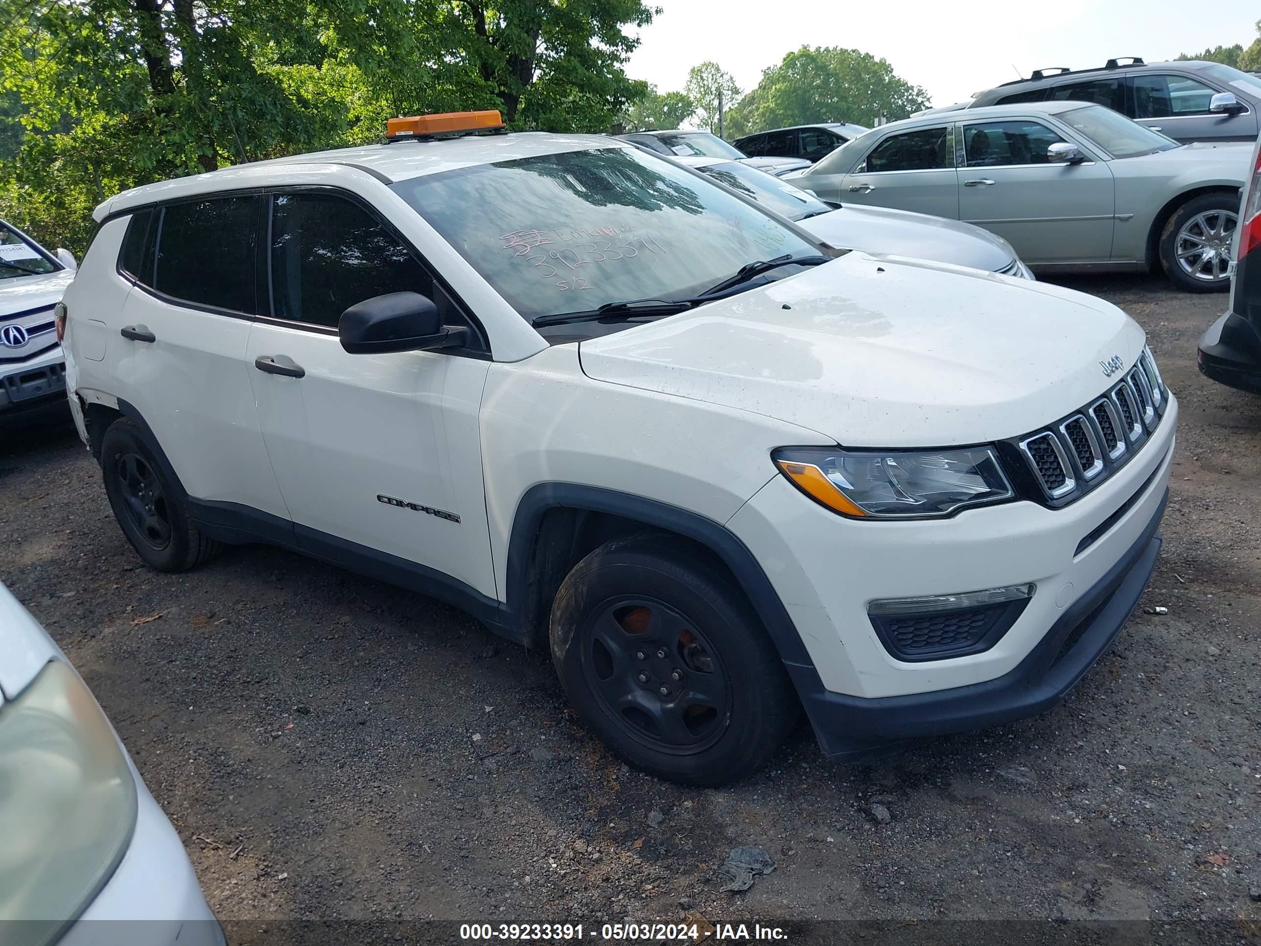 Photo 11 VIN: 3C4NJCAB5KT646547 - JEEP COMPASS 