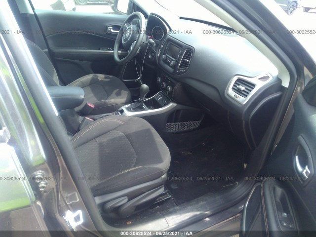 Photo 4 VIN: 3C4NJCAB6JT488606 - JEEP COMPASS 