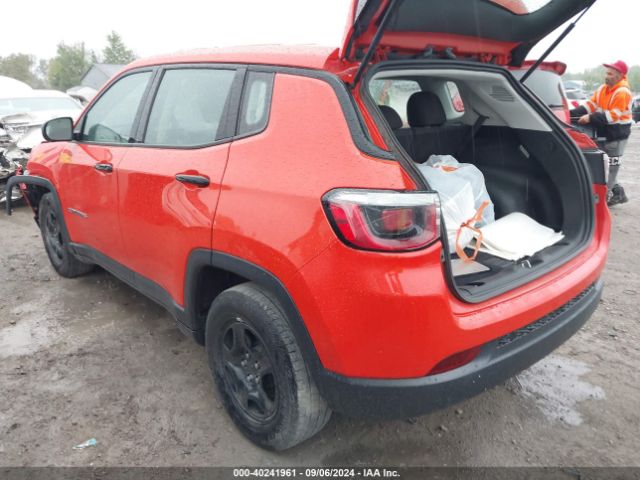 Photo 2 VIN: 3C4NJCAB6KT676589 - JEEP COMPASS 