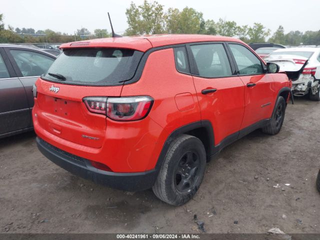 Photo 3 VIN: 3C4NJCAB6KT676589 - JEEP COMPASS 