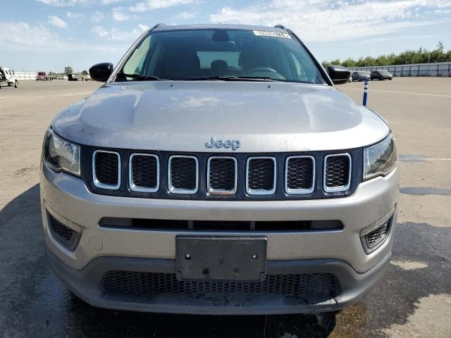 Photo 4 VIN: 3C4NJCAB7JT133508 - JEEP COMPASS SP 