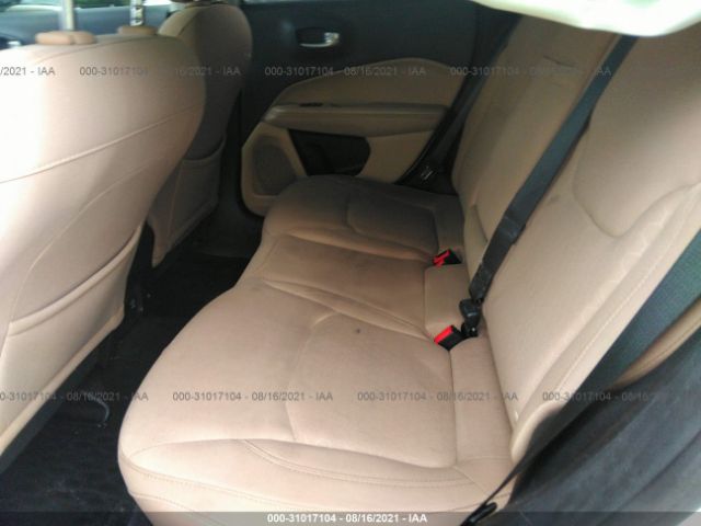 Photo 7 VIN: 3C4NJCAB7JT146940 - JEEP COMPASS 