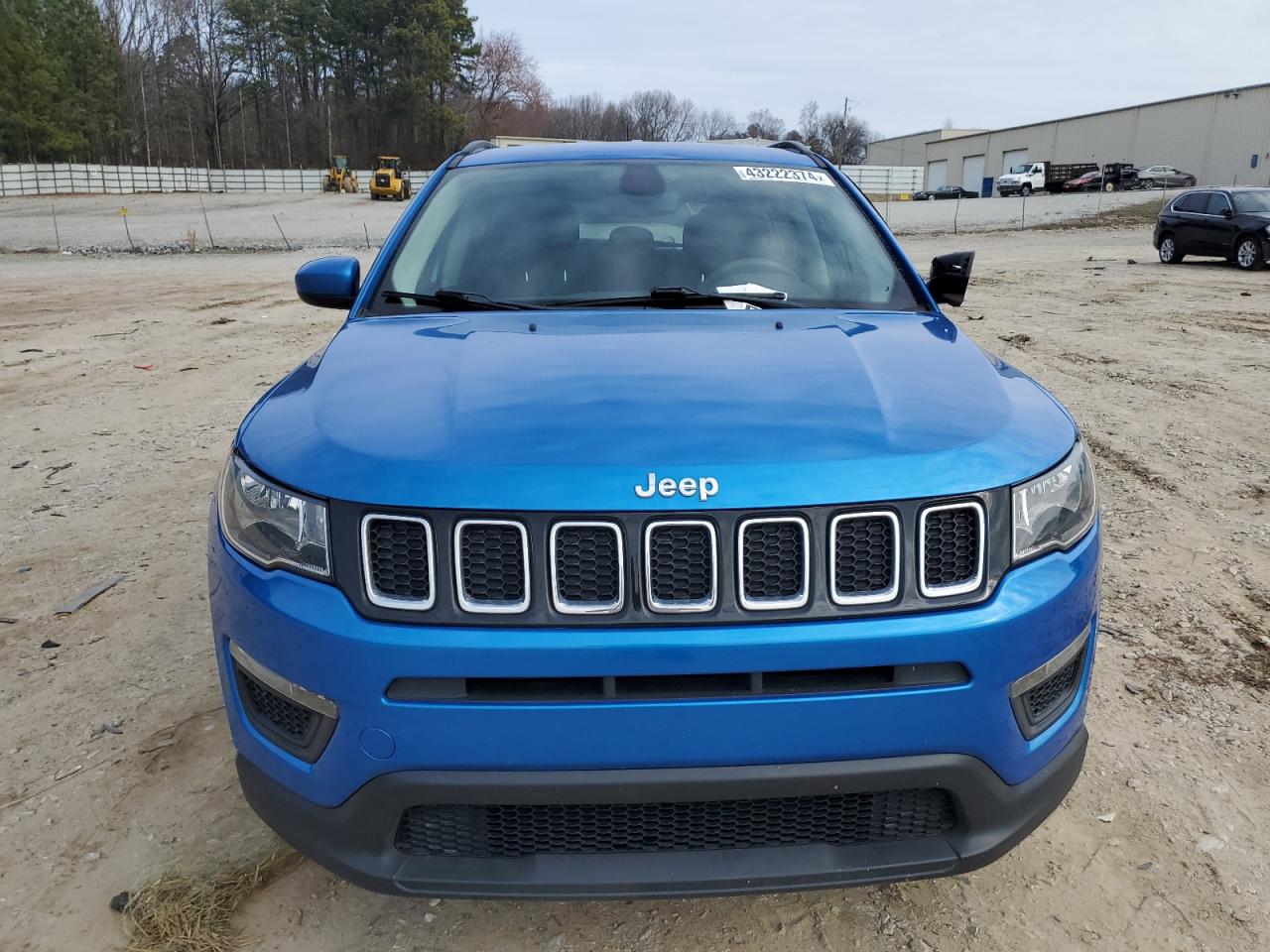 Photo 4 VIN: 3C4NJCAB7LT170240 - JEEP COMPASS 