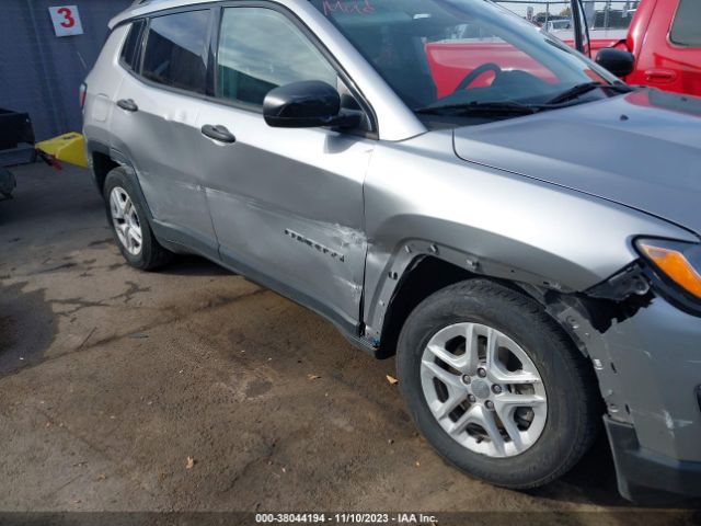 Photo 5 VIN: 3C4NJCAB8HT672472 - JEEP NEW COMPASS 