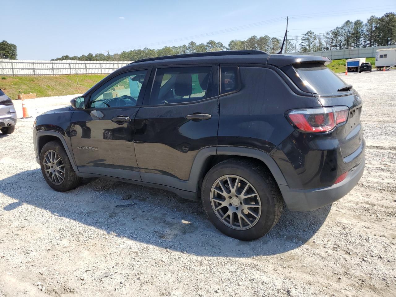 Photo 1 VIN: 3C4NJCAB8JT487909 - JEEP COMPASS 