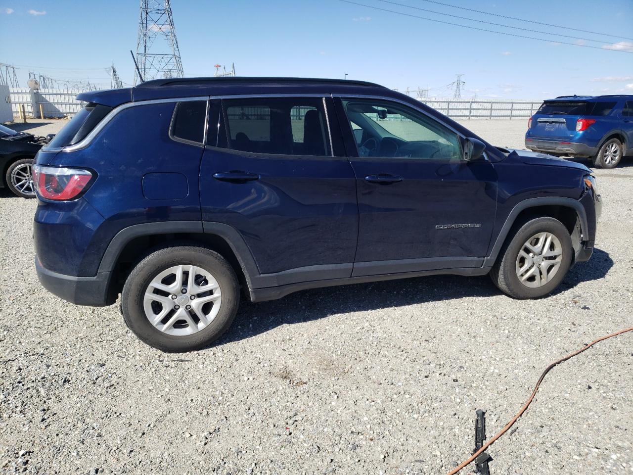 Photo 2 VIN: 3C4NJCAB8KT737196 - JEEP COMPASS 