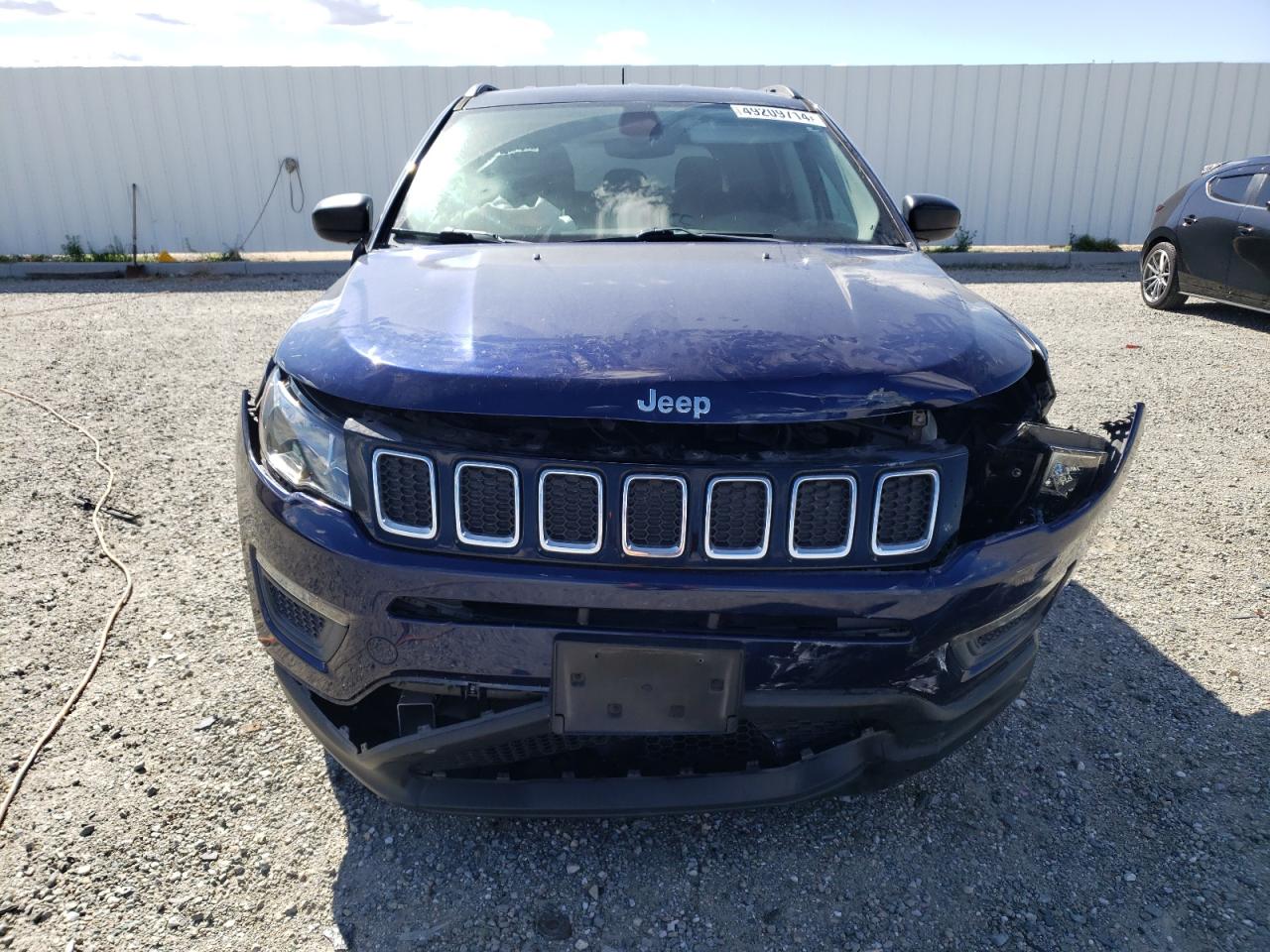 Photo 4 VIN: 3C4NJCAB8KT737196 - JEEP COMPASS 