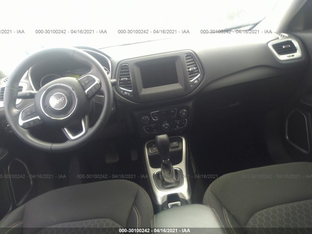 Photo 4 VIN: 3C4NJCAB8KT743760 - JEEP COMPASS 