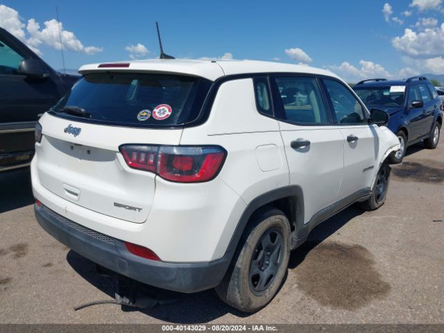 Photo 3 VIN: 3C4NJCAB8KT851019 - JEEP COMPASS 