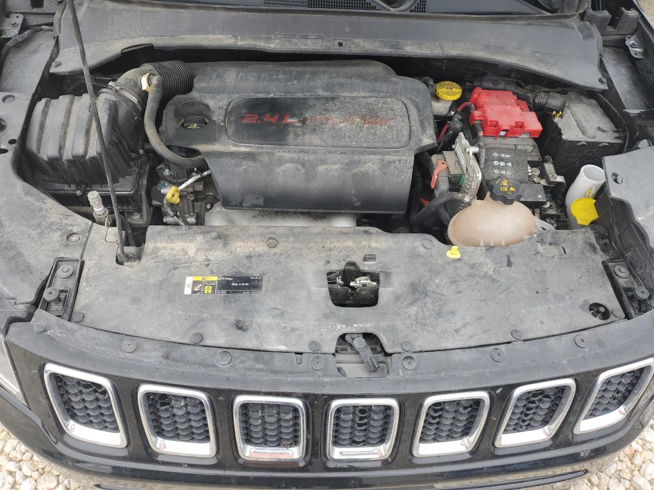 Photo 11 VIN: 3C4NJCAB8LT253109 - JEEP COMPASS 