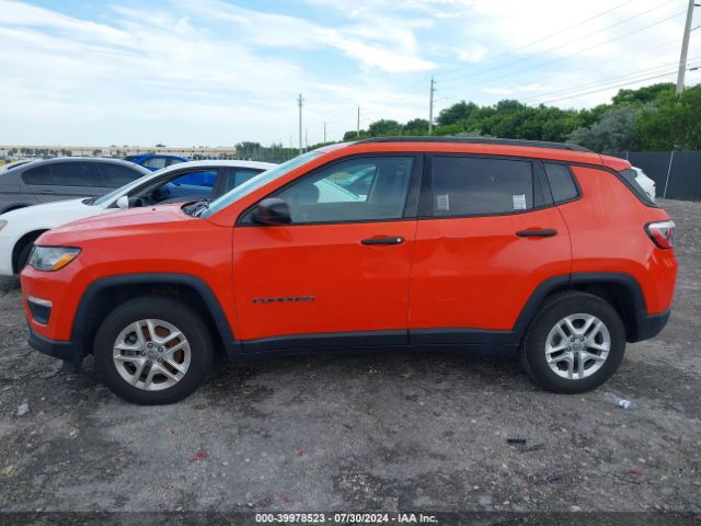 Photo 5 VIN: 3C4NJCAB9JT123000 - JEEP COMPASS 