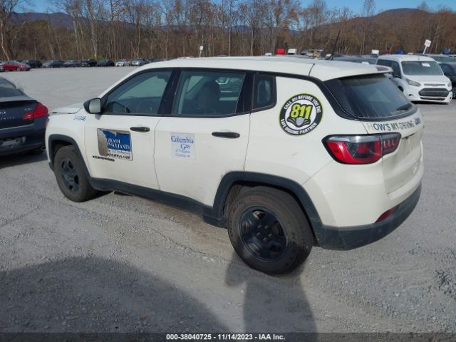 Photo 2 VIN: 3C4NJCAB9JT151783 - JEEP COMPASS 