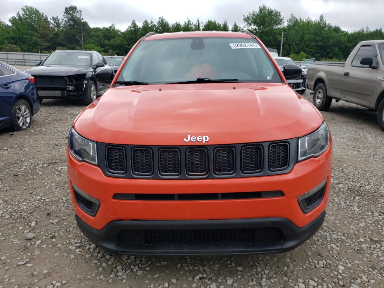 Photo 4 VIN: 3C4NJCABXJT211134 - JEEP COMPASS 