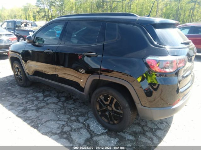 Photo 2 VIN: 3C4NJCABXJT227575 - JEEP COMPASS 