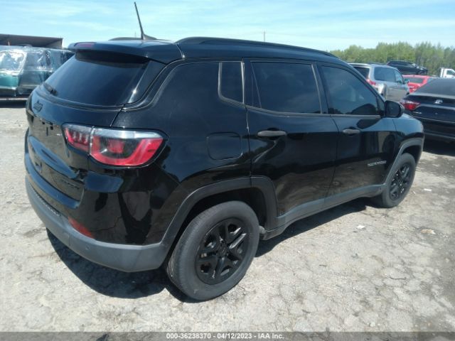 Photo 3 VIN: 3C4NJCABXJT227575 - JEEP COMPASS 