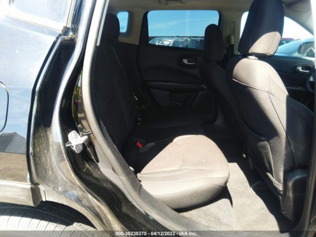 Photo 7 VIN: 3C4NJCABXJT227575 - JEEP COMPASS 