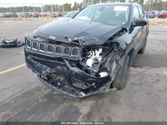 Photo 5 VIN: 3C4NJCABXJT411740 - JEEP COMPASS 