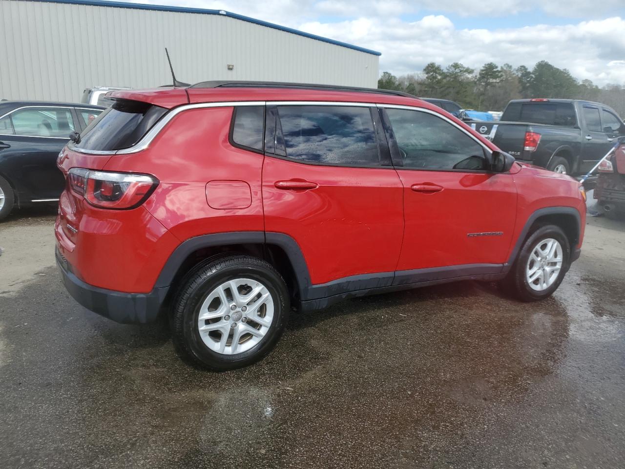 Photo 2 VIN: 3C4NJCABXKT616007 - JEEP COMPASS 