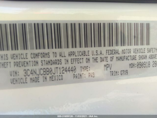 Photo 8 VIN: 3C4NJCBB0JT124440 - JEEP COMPASS 