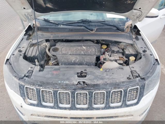 Photo 9 VIN: 3C4NJCBB0JT193791 - JEEP COMPASS 