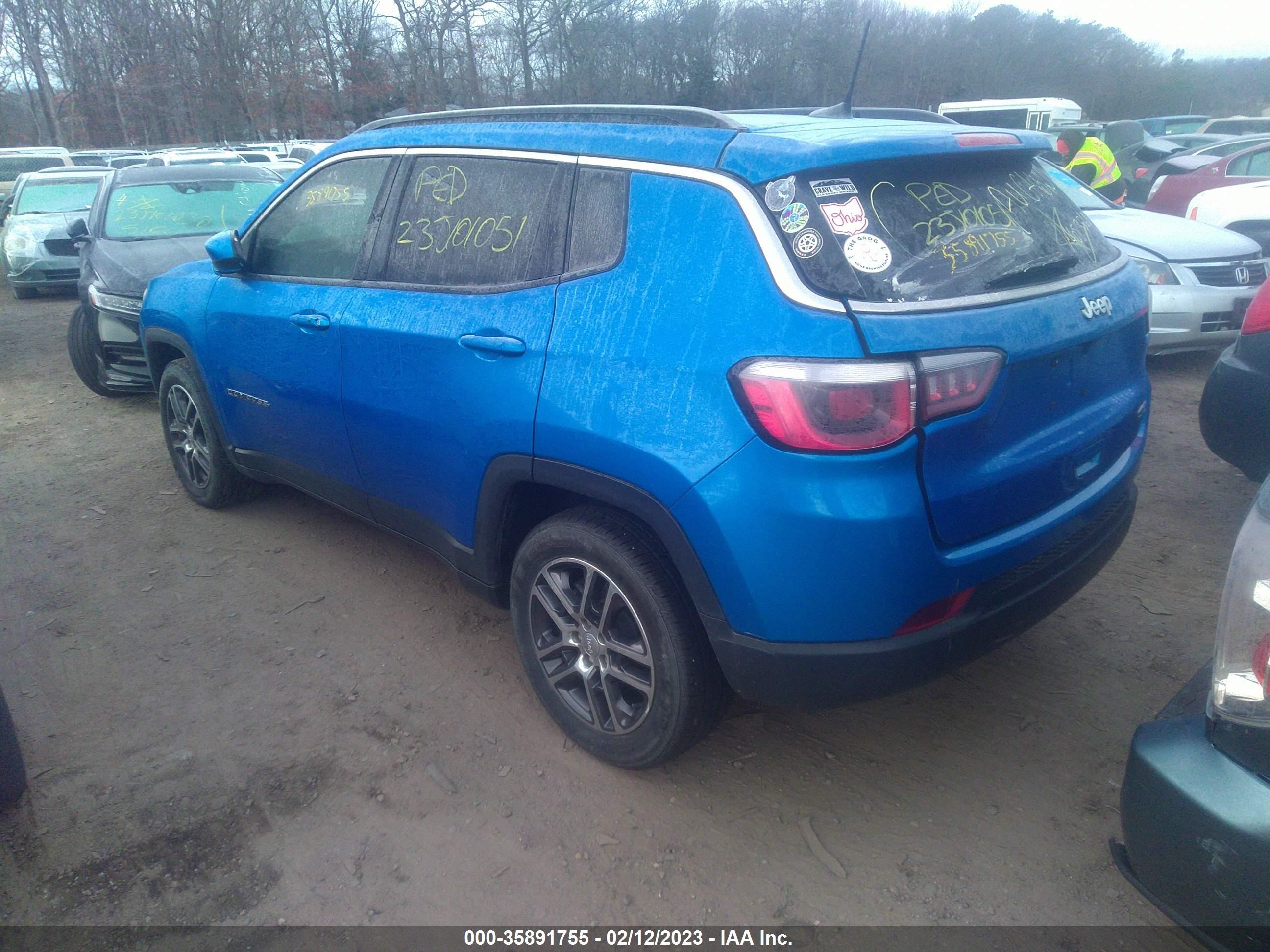 Photo 2 VIN: 3C4NJCBB0KT749289 - JEEP COMPASS 