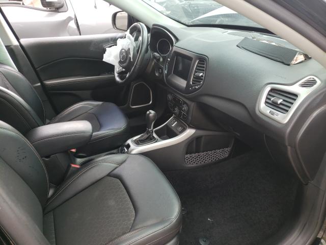 Photo 4 VIN: 3C4NJCBB0KT851143 - JEEP COMPASS 