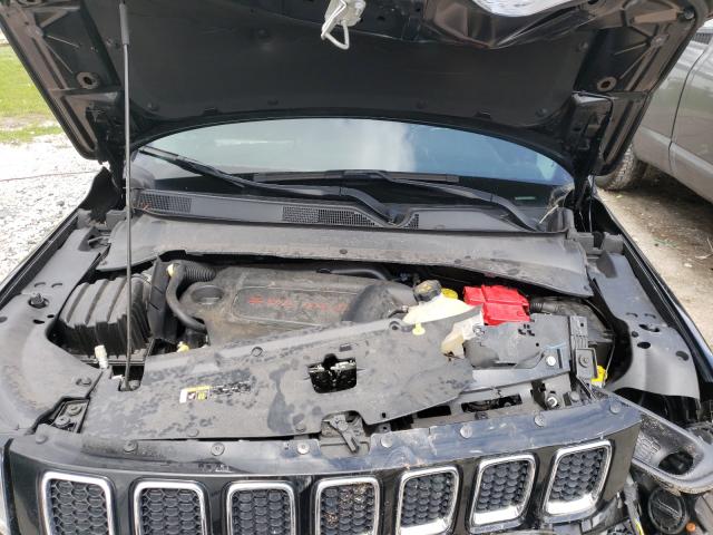 Photo 6 VIN: 3C4NJCBB0KT851143 - JEEP COMPASS 