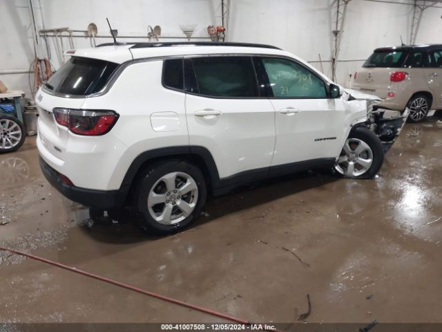 Photo 3 VIN: 3C4NJCBB0MT571080 - JEEP COMPASS 