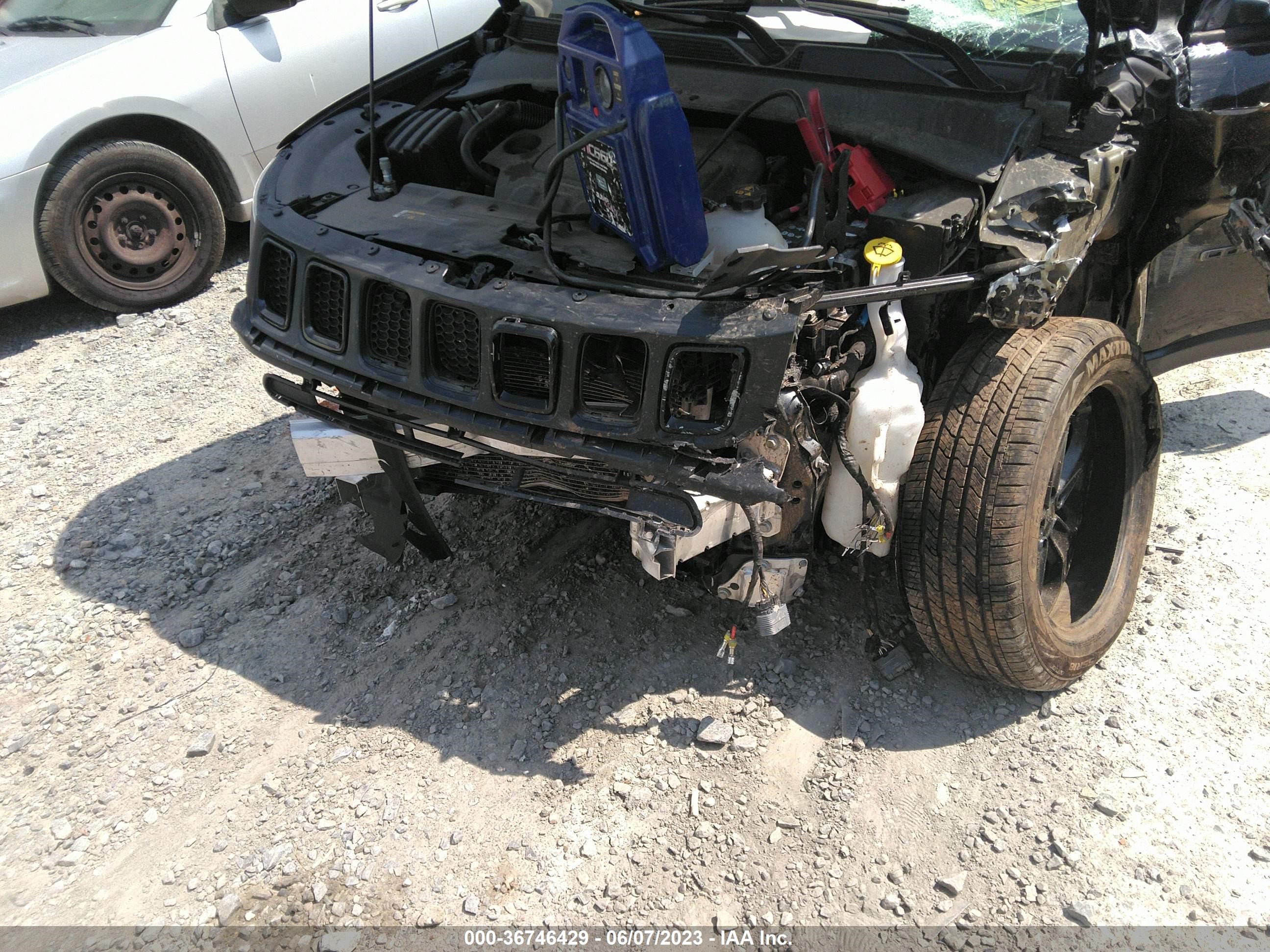 Photo 5 VIN: 3C4NJCBB0MT592656 - JEEP COMPASS 