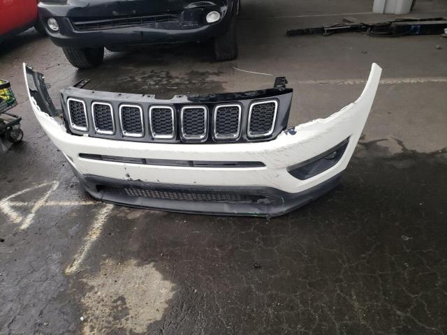 Photo 11 VIN: 3C4NJCBB1JT182427 - JEEP COMPASS LA 