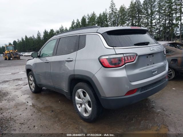 Photo 2 VIN: 3C4NJCBB1JT263136 - JEEP COMPASS 