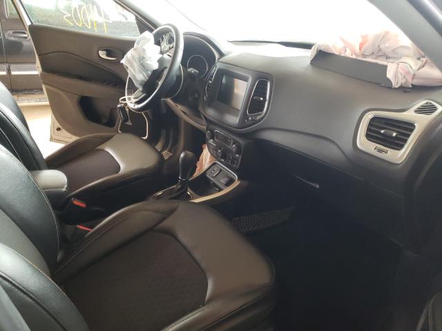 Photo 4 VIN: 3C4NJCBB1JT267994 - JEEP COMPASS LA 